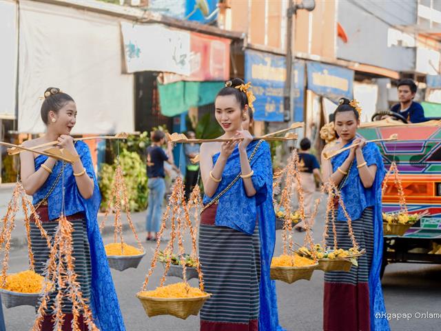 คณะศิลปศาสตร์ มหาวิทยาลัยพะเยา เข้าร่วมโครงการ “ประเพณีแห่ผ้าห่มพระธาตุจอมทอง” ครั้งที่ ๕