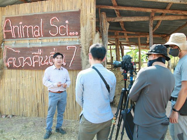 คณะเกษตรศาสตร์และทรัพยากรธรรมชาติ ม.พะเยา ต้อนรับทีม "ชีวิตนอกกรุง Localist" ซึ่งเป็นสารคดีเชิงข่าวจากช่อง Thai PBS 
