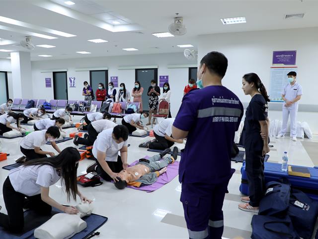 โครงการฝึกอบรมหลักสูตรการช่วยชีวิตขั้นพื้นฐานสำหรับบุคลากรทางการแพทย์ 