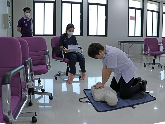 โครงการฝึกอบรมหลักสูตรการช่วยชีวิตขั้นพื้นฐานสำหรับบุคลากรทางการแพทย์ 