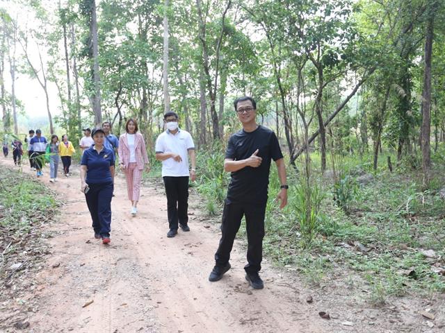 อธิการบดีมหาวิทยาลัยพะเยา นำทีมสำรวจป่าศึกษาธรรมชาติ  เรียนรู้คู่ชุมชน อนาคตสร้างสวนศึกษาพันธุ์ไม้และสมุนไพร
