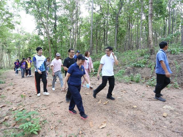 อธิการบดีมหาวิทยาลัยพะเยา นำทีมสำรวจป่าศึกษาธรรมชาติ  เรียนรู้คู่ชุมชน อนาคตสร้างสวนศึกษาพันธุ์ไม้และสมุนไพร