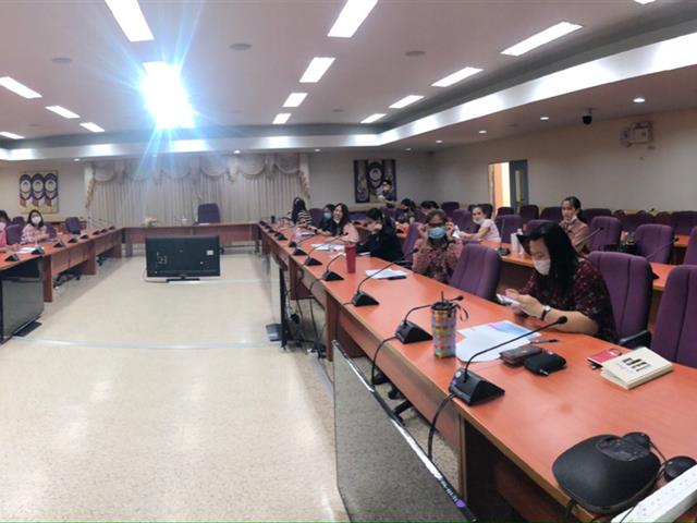 ประชุมกองบริหารงานวิจัย