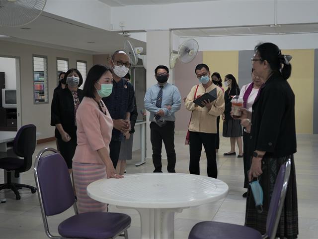 โรงเรียนสาธิต