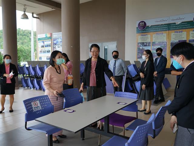 โรงเรียนสาธิต