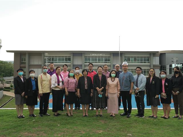 โรงเรียนสาธิต