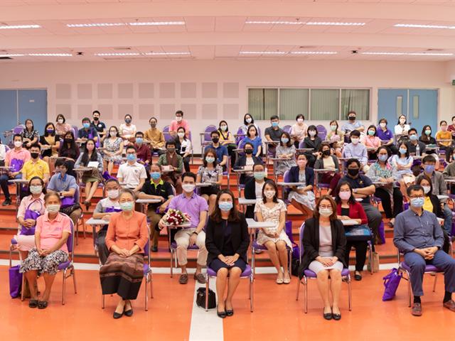 คณะศิลปศาสตร์จัดโครงการ ประชุมบุคลากรคณะศิลปศาสตร์ ครั้งที่ 3/2563 พร้อมเชิญชวนและแนะแนวทางการเรียนการสอนออนไลน์