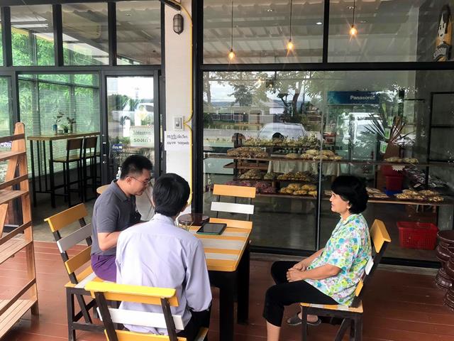 ทีมนักวิจัยคณะศิลปศาสตร์ ลงพื้นที่ติดตามและดำเนินงานวิจัยภายใต้โครงการ “การประเมินศักยภาพชุมชนเพื่อพัฒนาบรรจุภัณฑ์กล้วยแปรรูป”