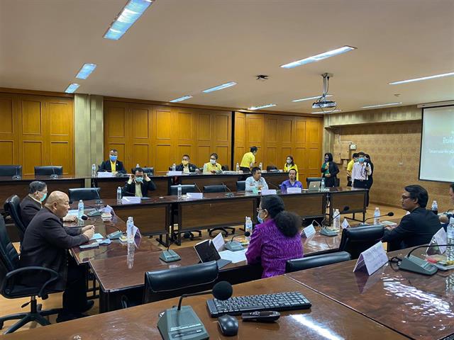 ผู้บริหารและคณาจารย์คณะนิติศาสตร์ร่วมให้การต้อนรับคณะกรรมการโครงการสมาชิกวุฒิสภาพบประชาชนในพื้นที่จังหวัดภาคเหนือ (ตอนบน)
