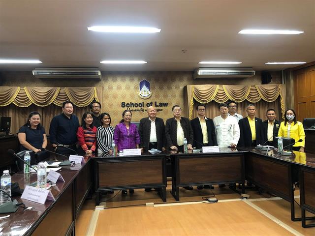 ผู้บริหารและคณาจารย์คณะนิติศาสตร์ร่วมให้การต้อนรับคณะกรรมการโครงการสมาชิกวุฒิสภาพบประชาชนในพื้นที่จังหวัดภาคเหนือ (ตอนบน)