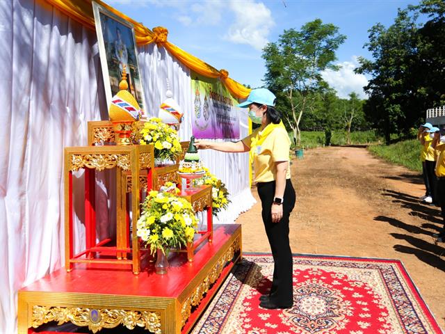 อธิการบดีมหาวิทยาลัยพะเยา นำทีมคณะผู้บริหารร่วมโครงการจิตอาสาพระราชทาน “เราทำความดีเพื่อชาติ ศาสน์ กษัตริย์” และกิจกรรม “จิตอาสาพัฒนาปลูกต้นไม้” เนื่องในโอกาสวันเฉลิมพระชนมพรรษาพระบาทสมเด็จพระเจ้าอยู่หัว 28 กรกฎาคม 2563