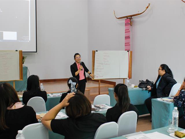 คณะศิลปศาสตร์จัดประชุมเชิงปฏิบัติการ โครงการ “การติดตามและขยายผลโครงการ อ่านได้ เขียนคล่อง ผ่านนิทาน” ณ จังหวัดน่าน
