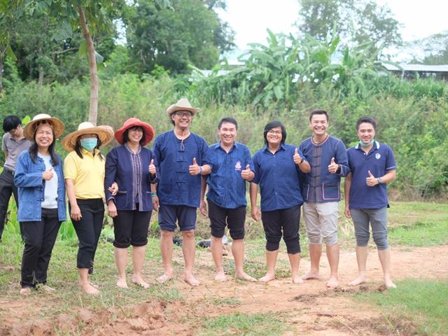ปลูกข้าววันแม่  สืบสานข้าวไทยด้วยการดำนา