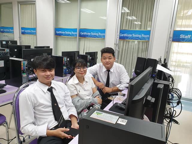 ตัวแทนนิสิตคณะนิติศาสตร์ มหาวิทยาลัยพะเยา   เข้าร่วมการแข่งขันตอบปัญหากฎหมายออนไลน์ทั่วประเทศ ระดับอุดมศึกษา (ปริญญาตรี) ประจำปี 2563 
