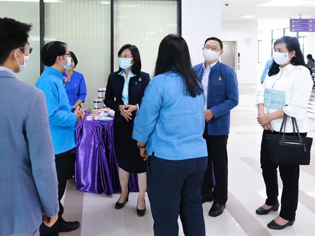 มหาวิทยาลัยพะเยา ร่วมกับสถาบันวิจัยวิทยาศาสตร์และเทคโนโลยีแห่งประเทศไทย(วว.) จัดพิธีลงนามบันทึกข้อตกลงร่วมมือ(MOU) ว่าด้วย “การใช้เทคโนโลยี ผลงานวิจัยและนวัตกรรม  เพื่อสร้างมูลค่าเพิ่มผลผลิตการเกษตรและพืชอัตลักษณ์ของจังหวัดพะเยา”