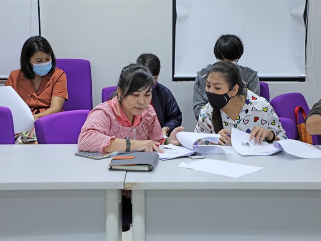 บุคลากรคณะทันตแพทยศาสตร์ มหาวิทยาลัยพะเยา เข้ารับการอบรมหลักสูตร "ความตระหนักในการประยุกต์ใช้มาตรฐาน ISO 9001:2015" และ "การตรวจติดตามภายใน"