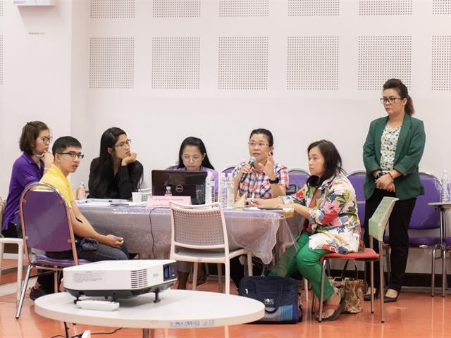 คณะศิลปศาสตร์จัดโครงการอบรมเชิงปฏิบัติการ การสร้างความเข้าใจการบริหารหลักสูตร และการเขียนรายงานการประเมินตนเองระดับหลักสูตร (AUN-QA)