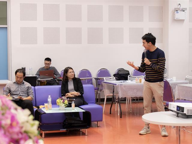 คณะศิลปศาสตร์จัดโครงการอบรมเชิงปฏิบัติการ การสร้างความเข้าใจการบริหารหลักสูตร และการเขียนรายงานการประเมินตนเองระดับหลักสูตร (AUN-QA)