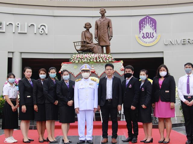 คณะสหเวชศาสตร์ เข้าร่วมพิธีวางพวงมาลาเนื่องในวันมหิดล ประจำปี 2563