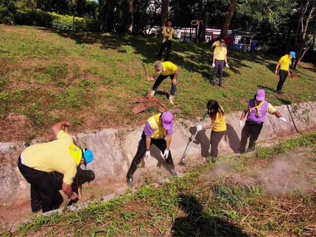 งานวิชาการ หน่วยกิจการนิสิต และคุณภาพนิสิต คณะแพทยศาสตร์ เข้าร่วมกิจกรรมอาสาทำความดีเพื่อชาติ ศาสน์ กษัตริย์ และกิจกรรมปณิธานความดี ทำดีเริ่มได้ที่ใจเรา