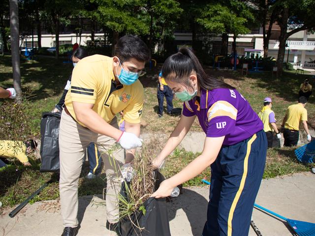 รองคณบดีฝ่ายคุณภาพนิสิต คณะศิลปศาสตร์ เข้าร่วมกิจกรรมจิตอาสาพระราชทาน