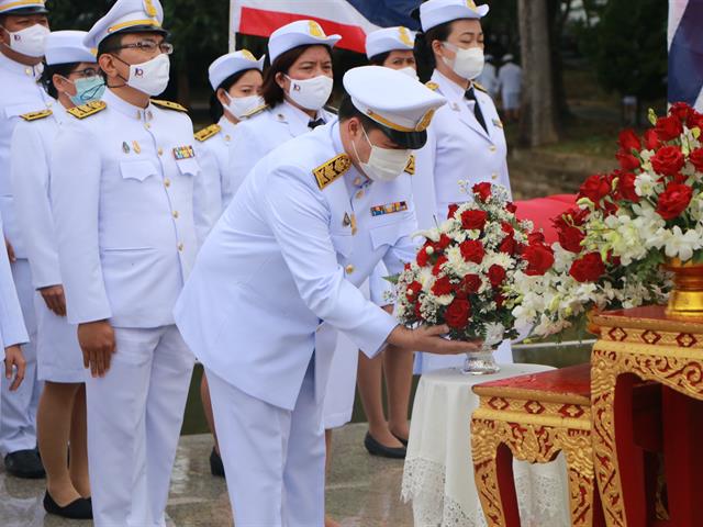 พิธีวางพานพุ่มวันคล้ายวันพระราชสมภพสมเด็จพระศรีนครินทราบรมราชชนี 