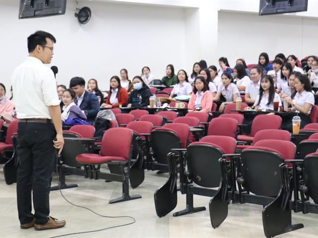 หลักสูตรวิทยาศาสตรบัณฑิต สาขาวิชาอนามัยสิ่งแวดล้อม คณะแพทยศาสตร์ ได้จัดโครงการเตรียมความพร้อมนิสิตสหกิจศึกษา ในหัวข้อทางวิชาการและทักษะด้านต่าง ๆ
