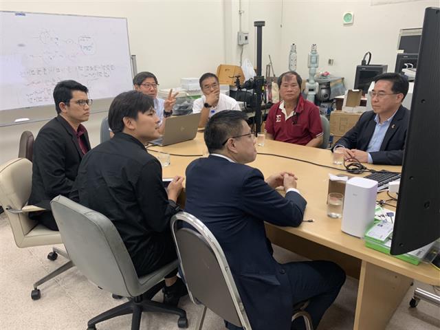 ประชุมหารือกับสภาอุตสาหกรรมแห่งประเทศไทย