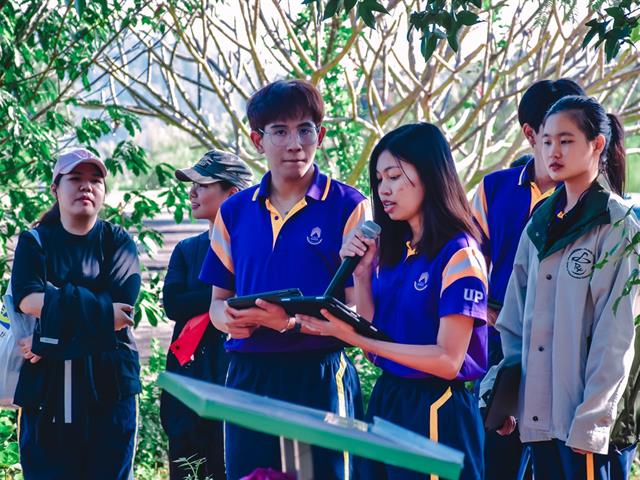 กิจกรรมปลูกต้นไม้สายใยน้องพี่ คณะเภสัชศาสตร์