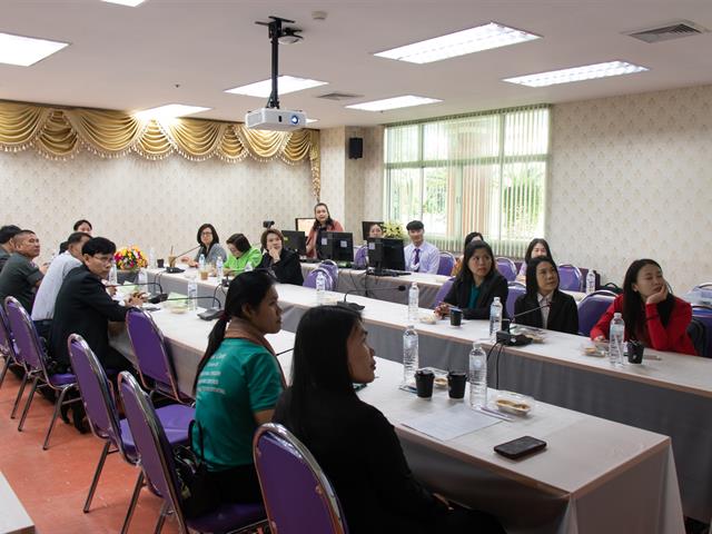 คณะศิลปศาสตร์จัดโครงการอบรมครูต้นแบบนวัตกรรมบูรณาการภาษาศาสตร์กับการสอนภาษาอังกฤษ