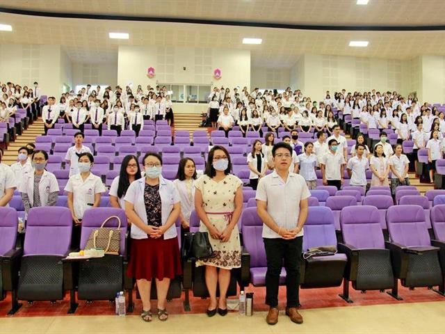 คณะสหเวชศาสตร์ มหาวิทยาลัยพะเยา พิธีไหว้ครู พิธีมอบเสื้อกาวน์