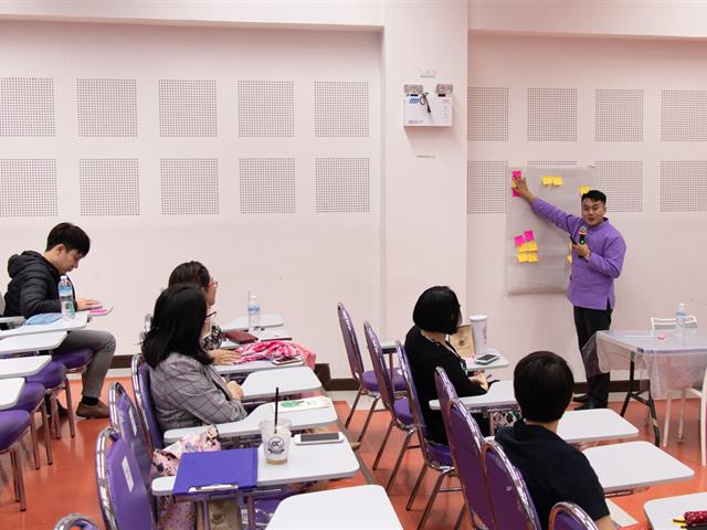 คณะศิลปศาสตร์จัดโครงการปฐมนิเทศอาจารย์ใหม่และอบรมกรอบมาตรฐานวิชาชีพ UP-PSF ระดับที่ 1 กิจกรรมที่  1  การพัฒนาอาจารย์ตามกรอบมาตรฐาน UP-PSF