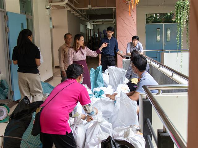 คณะศิลปศาสตร์ดำเนินกิจกรรม Green Office