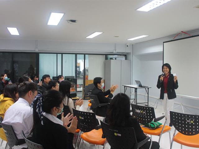 วันที่ 16 ธันวาคม 2563 คณะเกษตรศาสตร์และทรัพยากรธรรมชาติ มหาวิทยาลัยพะเยา จัดโครงการบริการวิชาการ " ทักษะการพูดและการนำเสนองาน " ณ อุทยานวิทยาศาสตร์ ม.พะเยา