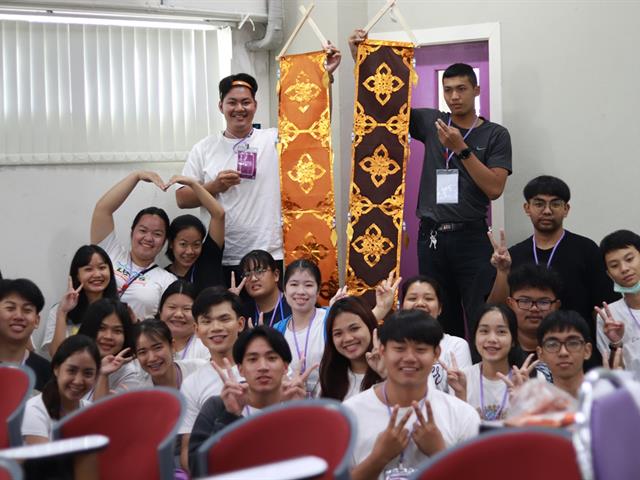 สานสันธ์พี่น้องรัฐศาสตร์และสังคมศาสตร์ 