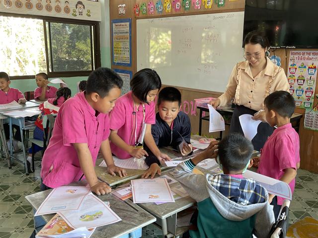 คณะศิลปศาสตร์ ลงพื้นที่เพื่อติดตามความก้าวหน้าโครงการ นิทานชุมชนเพื่อพัฒนาการอ่านได้ เขียนได้ คิดเป็น และเสริมสร้างจินตนาการ