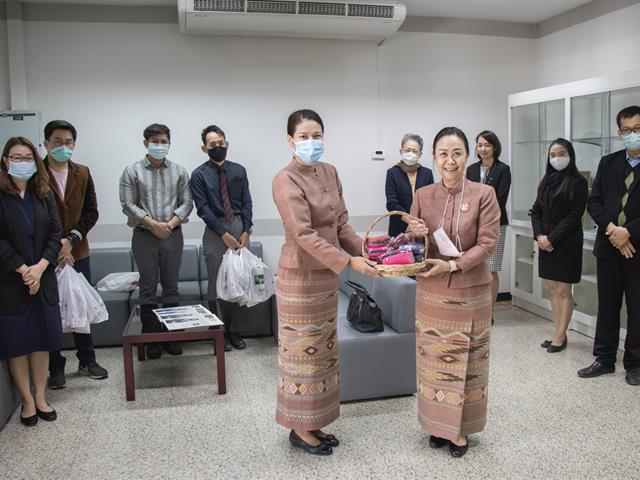 คณะศิลปศาสตร์ดำเนินกิจกรรมสวัสดีปีใหม่ 2564 เยี่ยมเยือนสานสัมพันธ์พี่น้อง มหาวิทยาลัยพะเยา