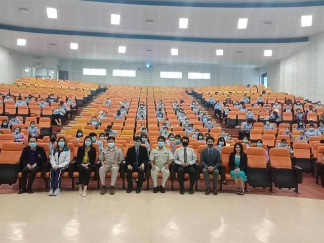 คณะสาธารณสุขศาสตร์ จัดกิจกรรมให้ความรู้ติดอาวุธทางปัญญาเรื่องการพัฒนาศักยภาพและทักษะด้านคอมพิวเตอร์