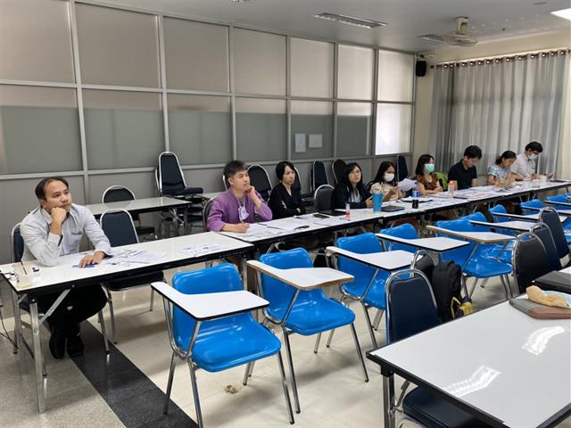 คณะเภสัชศาสตร์ มหาวิทยาลัยพะเยา นิทรรศการและการนำเสนอผลงานโครงงานวิจัยทางเภสัชศาสตร์ กระบวนการวิจัยเพื่อตอบโจทย์ปัญหา กรอบงานวิจัยตามแบบสากล
