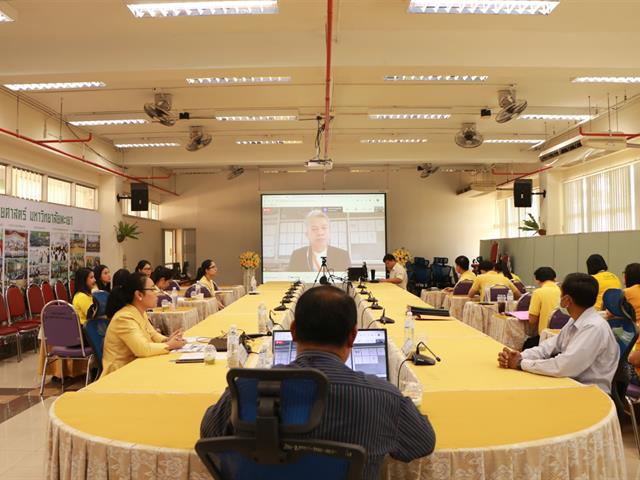 คณะสาธารณสุขศาสตร์ จัดโครงการอบรมบ่มเพาะงานประจำสู่งานวิจัย R2R (ผ่านระบบออนไลน์) 