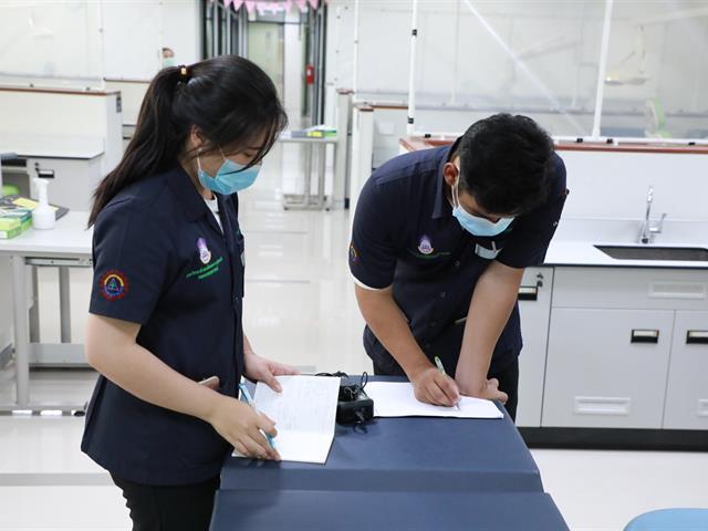 คณะทันตแพทยศาสตร์ มหาวิททยาลัยพะเยา รับการตรวจวัดสภาพแวดล้อมในการทำงานในพื้นโรงพยาบาลทันตกรรม และสำนักงานคณะทันตแพทยศาสตร์