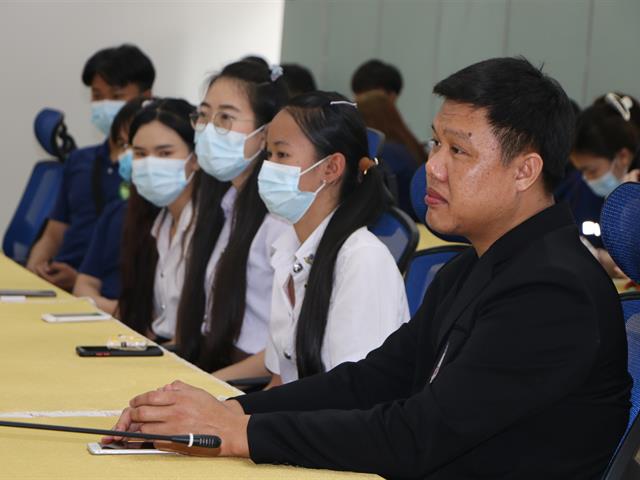 หลักสูตรวิทยาศาสตรบัณฑิต สาขาวิชาอนามัยสิ่งแวดล้อม มอบรางวัลการนำเสนอ show&share สหกิจศึกษา ครั้งที่ 3 ของนิสิตชั้นปีที่ 4