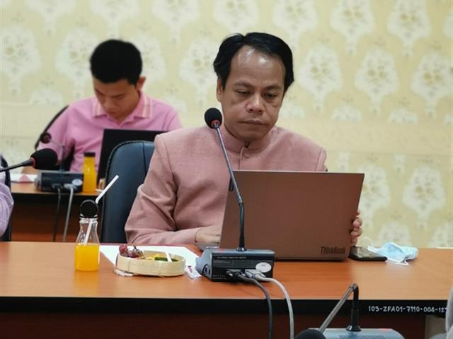 รองอธิการบดีฝ่ายการคลังและสื่อสารองค์กร รศ.ดร.ดิเรก ธีระภูธร เป็นประธานจัดประชุมคณะกรรมการดำเนินงานการพัฒนาสมรรถนะดิจิทัลสำหรับบุคลากรมหาวิทยาลัยพะเยา