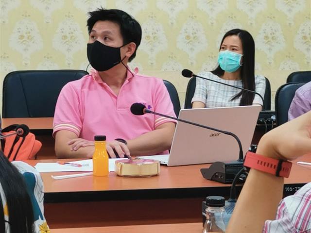 รองอธิการบดีฝ่ายการคลังและสื่อสารองค์กร รศ.ดร.ดิเรก ธีระภูธร เป็นประธานจัดประชุมคณะกรรมการดำเนินงานการพัฒนาสมรรถนะดิจิทัลสำหรับบุคลากรมหาวิทยาลัยพะเยา