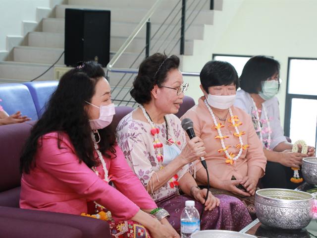 รดน้ำดำหัวปี๋ใหม่เมือง คณะทันตแพทยศาสตร์ 2564