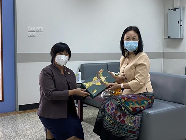 รดน้ำดำหัวปี๋ใหม่เมือง