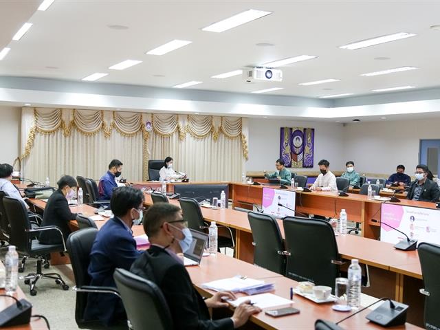 อธิการบดีมหาวิทยาลัยพะเยา ประชุมรายงานผลการดำเนินงาน ประจำปีงบประมาณ 2564