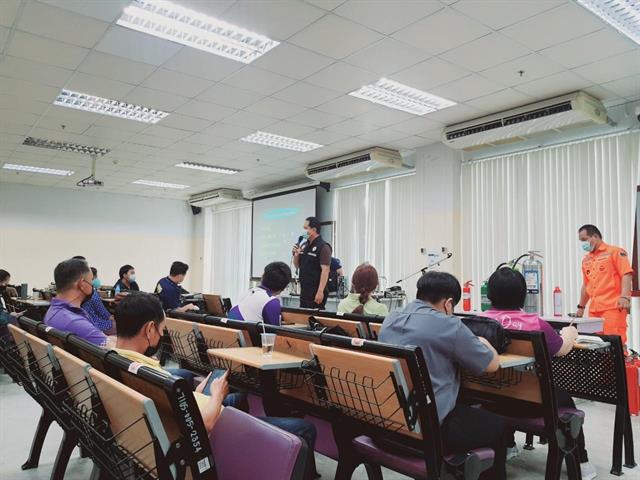 คณะนิติศาสตร์ เข้าร่วมโครงการอบรมซ้อมแผนป้องกันอัคคีภัยในสำนักงาน 