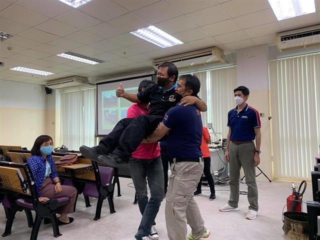 คณะนิติศาสตร์ เข้าร่วมโครงการอบรมซ้อมแผนป้องกันอัคคีภัยในสำนักงาน 