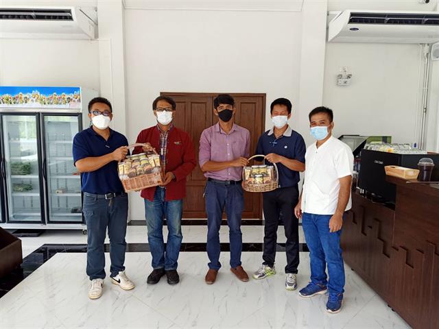 คณะเกษตรศาสตร์ฯ จัดโครงการบริการวิชาการ "แปรรูปผลิตภัณฑ์จากจิ้งหรีด กลุ่มเกษตรกรเพาะเลี้ยงจิ้งหรีด ต.บ้านถ้ำ" โครงการยกระดับเศรษฐกิจและสังคมรายตำบลแบบบูรณาการ (U2T)